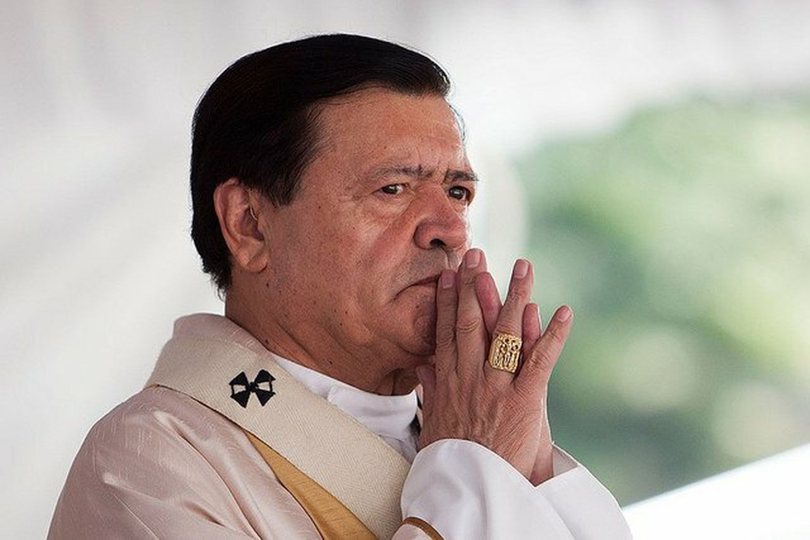 La cruz de la pederastia clerical pesa sobre el cardenal Rivera