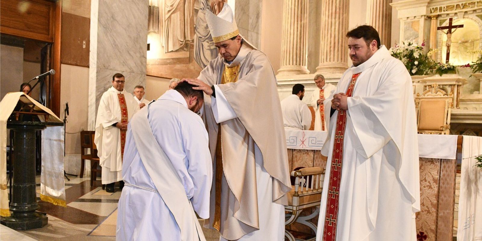 Ordenación sacerdotal Emiliano