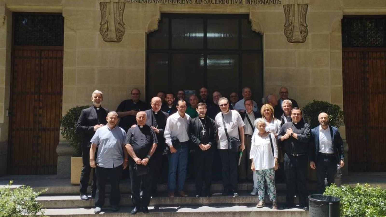 El cardenal Cobo, con los miembros del SARCU