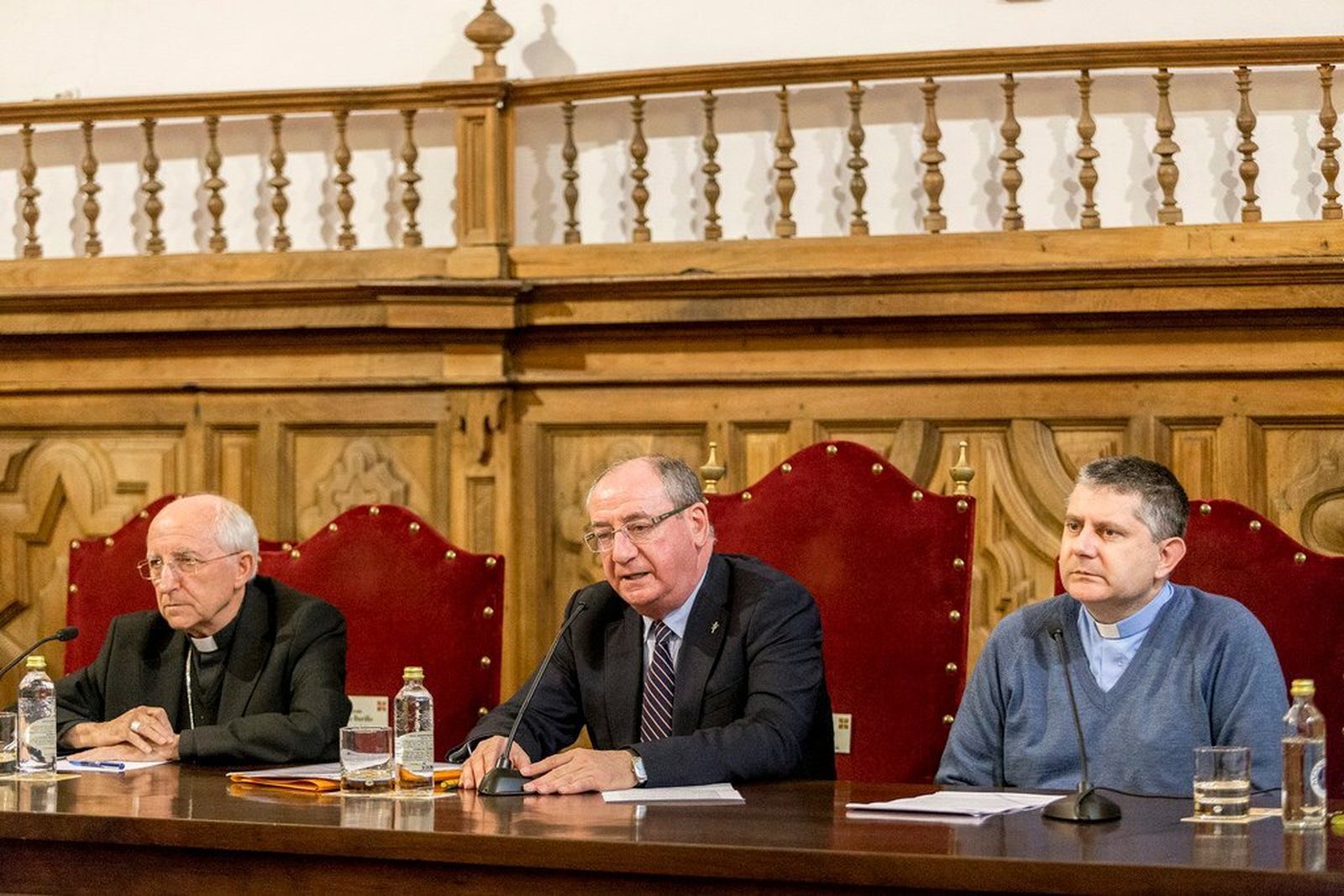 Conferencia del padre Rossano Sala en la UPSA
