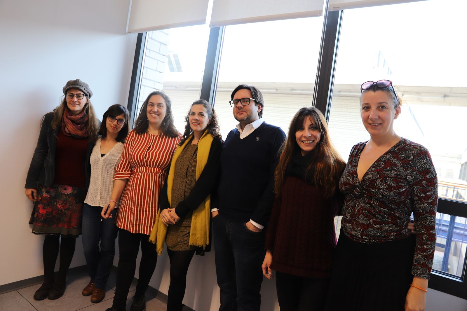 Waldimeiry Correa e Isabel Inguanzo -a la izquierda- junto a otros investigadores participantes en el proyecto CARE.