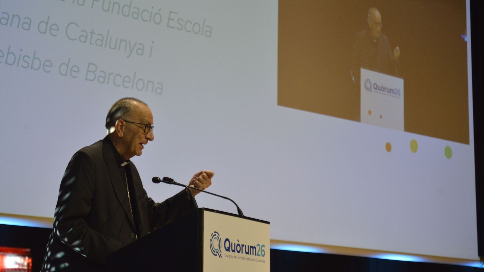 Juan José Omella se dirige a los participantes del Quòrum26.