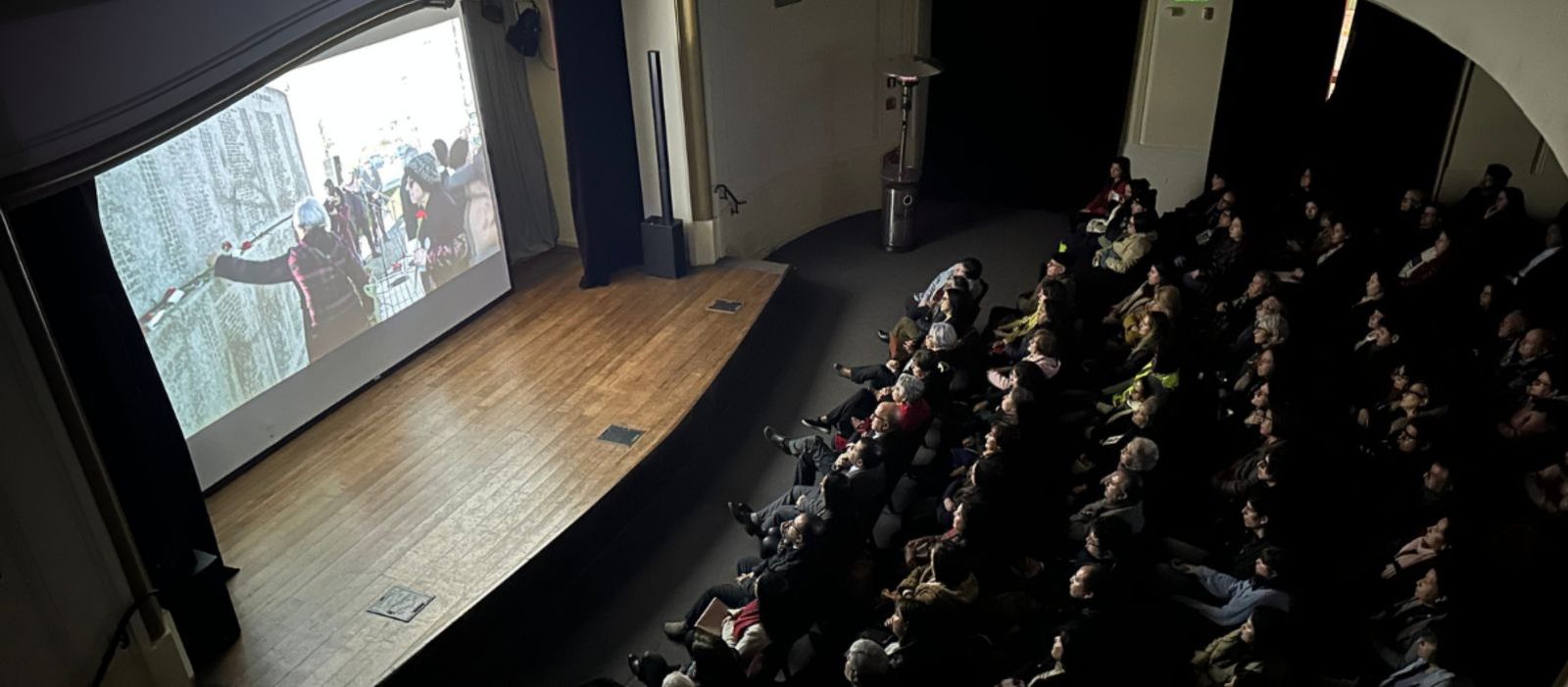 Proyección del documental 'Miércoles 15.30 Memorias de una Ausencia'