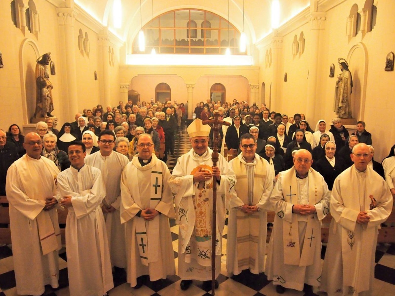 Celebrando la Vida Consagrada