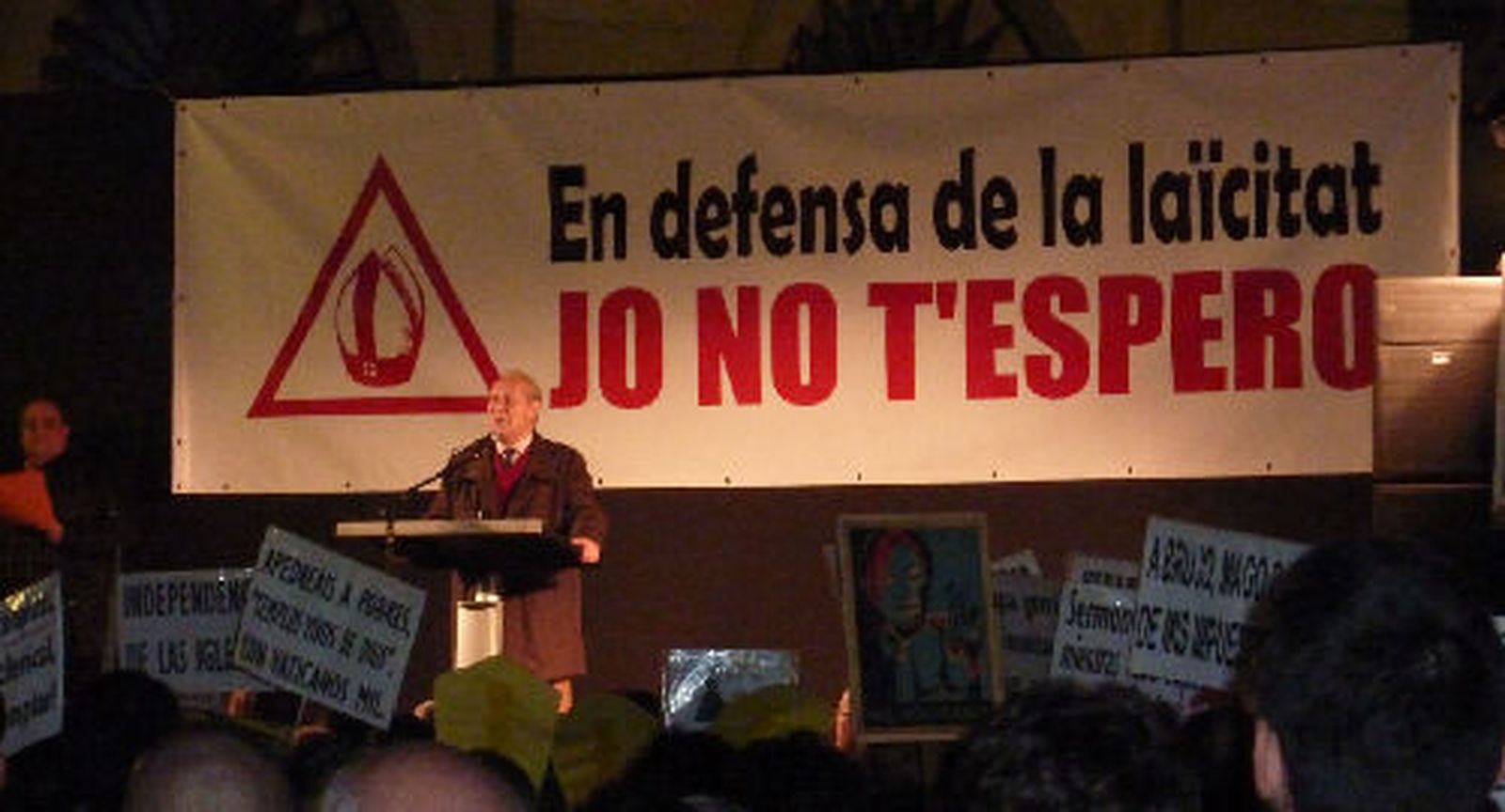 Concentración en defensa de la laicidad en la Plaza Sant Jaume