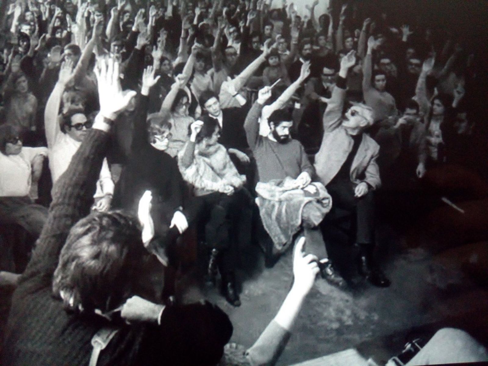 La 'Tancada' de intelectuales en Montserrat