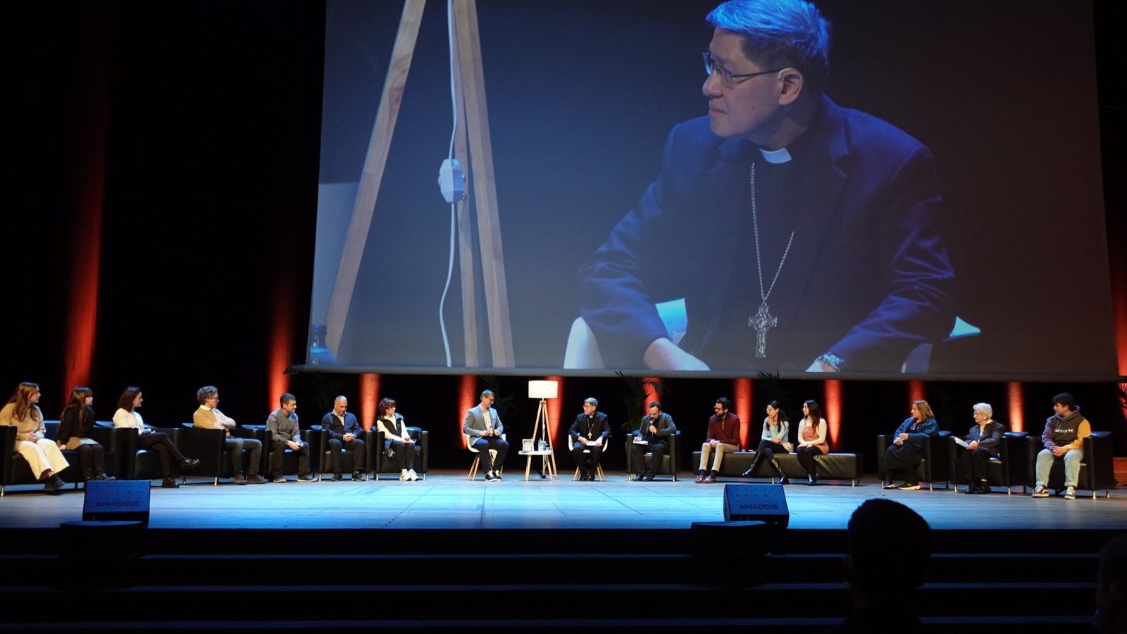 Diálogo en el Auditorio del Fòrum de Barcelona.