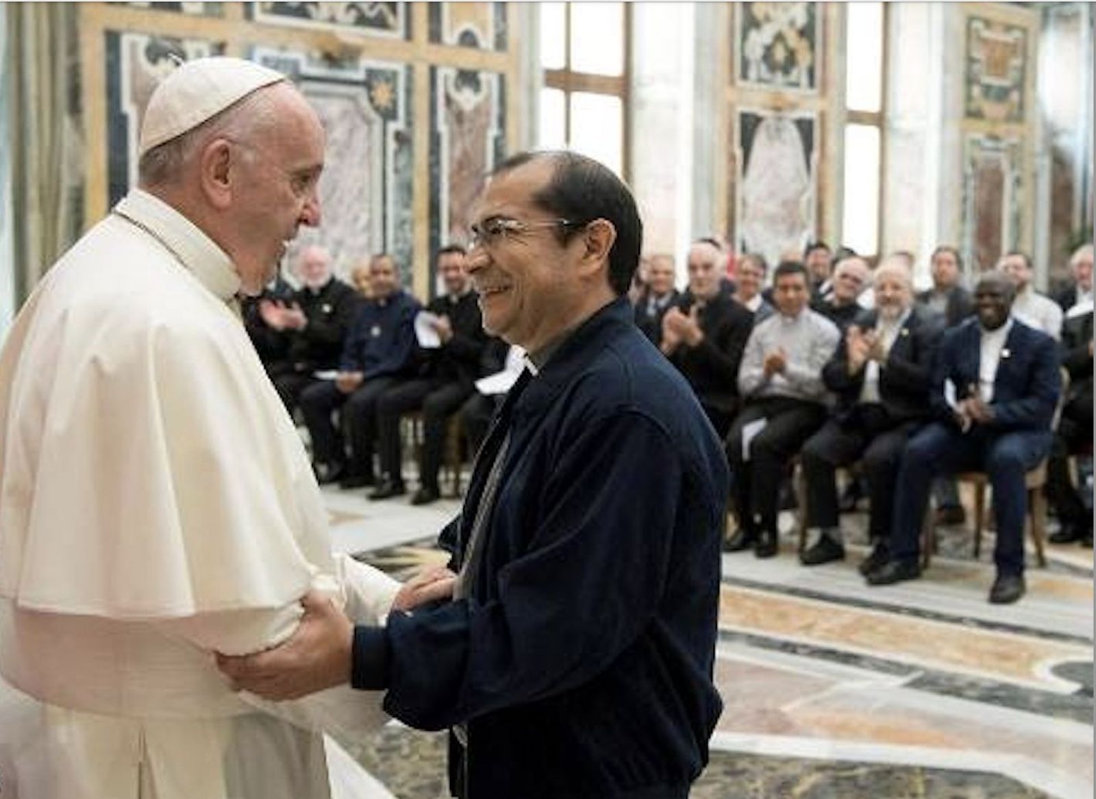 Francisco, con Mario Abzalón Alvarado en una audiencia