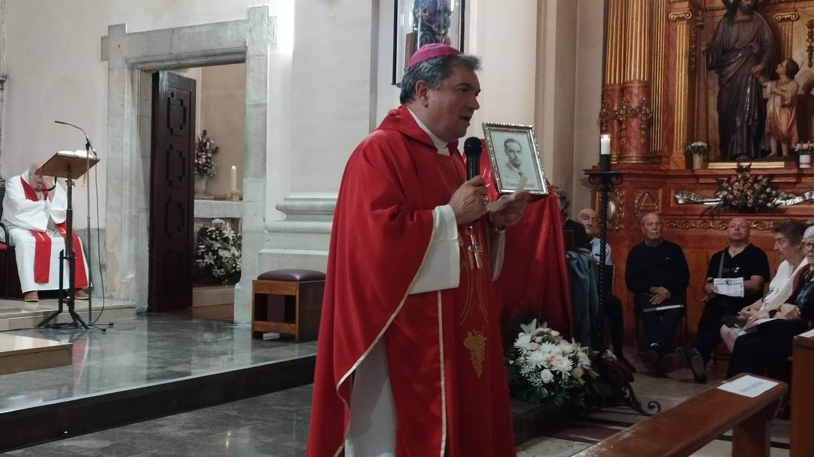 Daniel Palau tuvo contacto de nuevo con los familiares del beato.