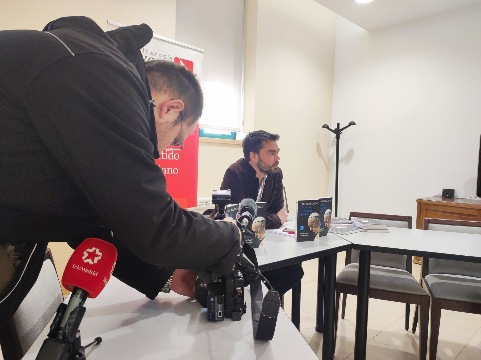 Hernán Reyes durante la presentación