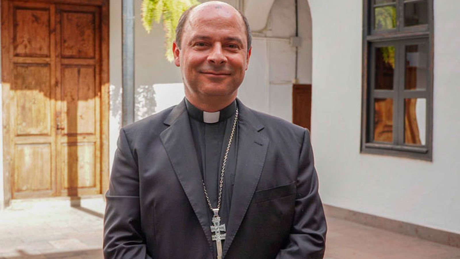 Obispos Eloy Santiago