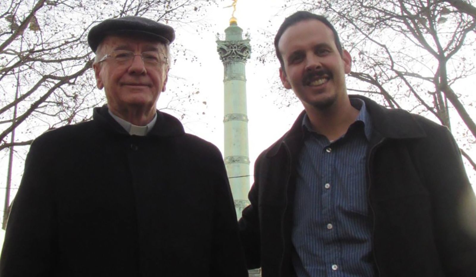 Mauricio López, con el cardenal Hummes
