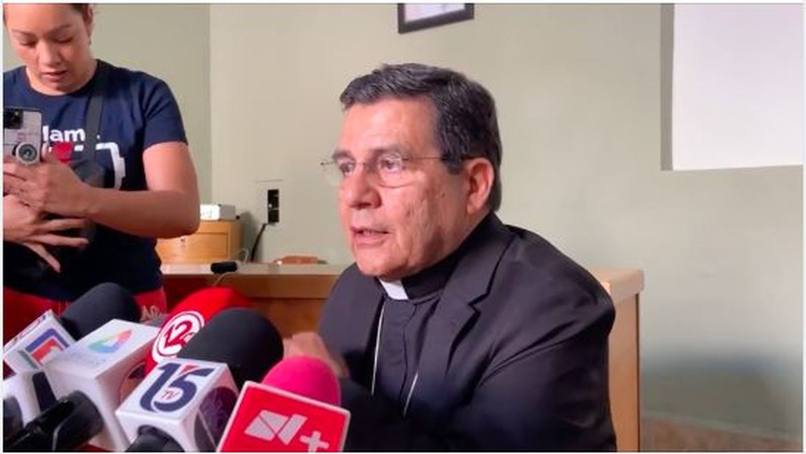 Arzobispo de Durango sufre atentado en Catedral