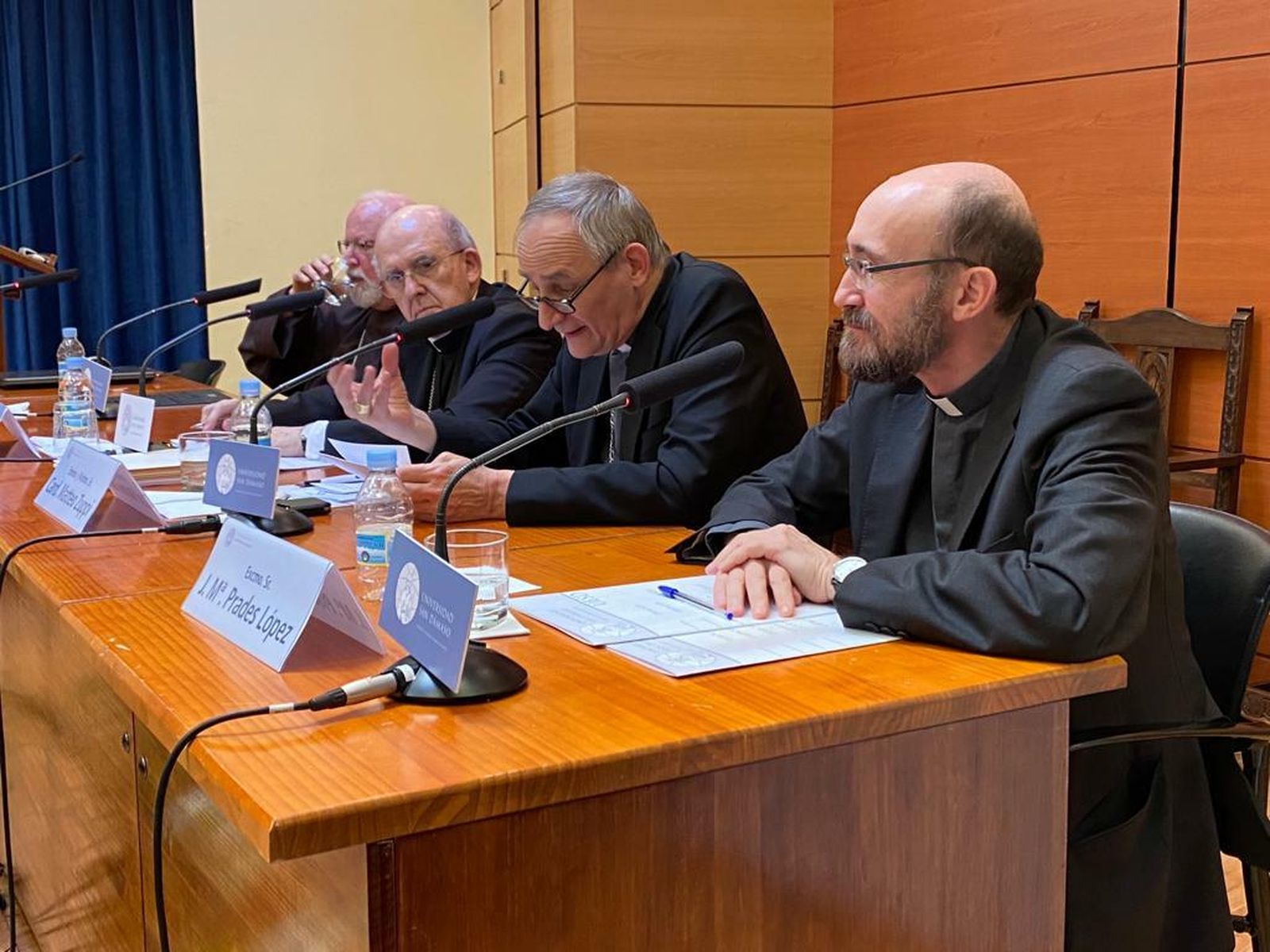 Zuppi, con Prades, Osoro y O'Malley