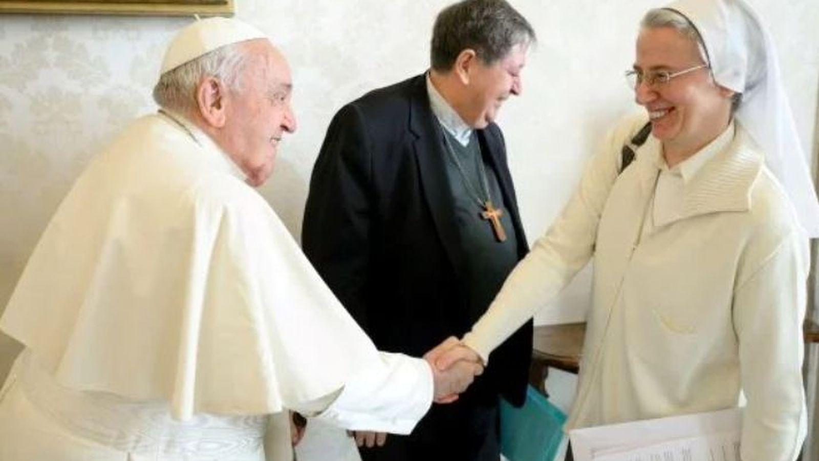 El Papa saluda a Brambilla