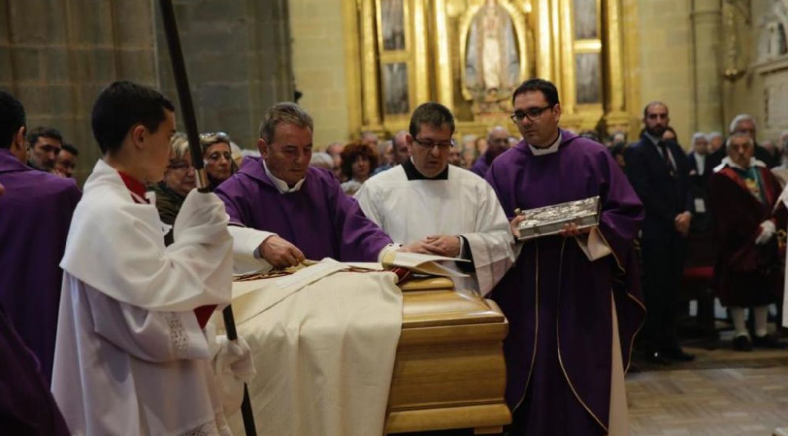 Funeral por el obispo de Astorga