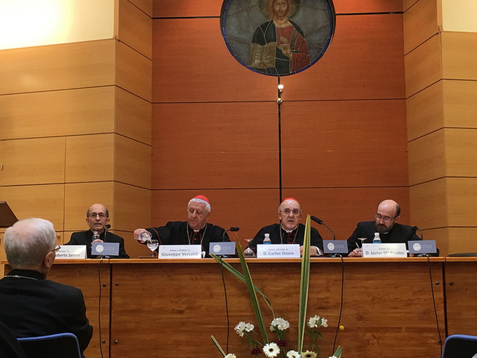 Conferencia del cardenal Versaldi en San Dámaso