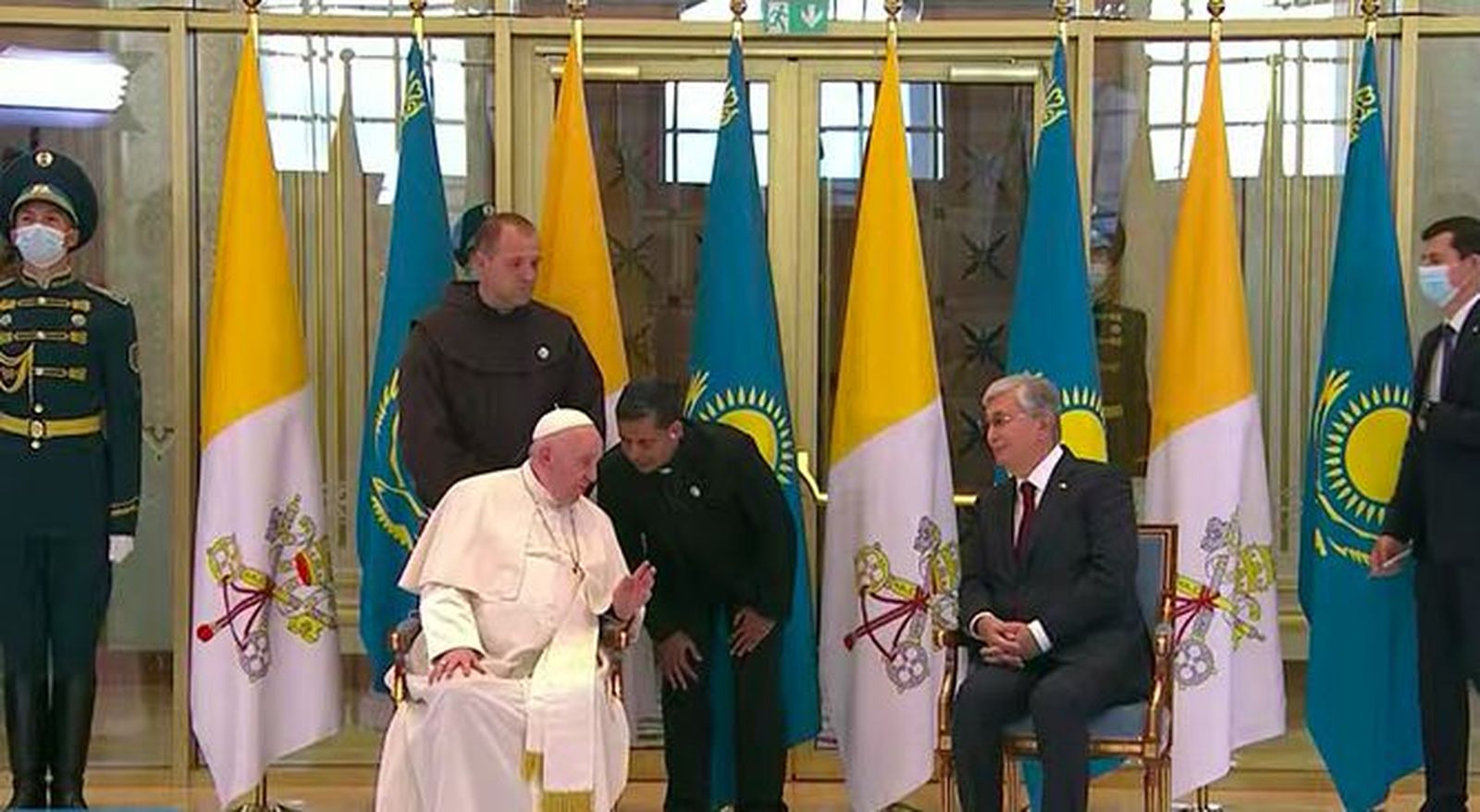 El Papa, con el presidente de Kazajistán