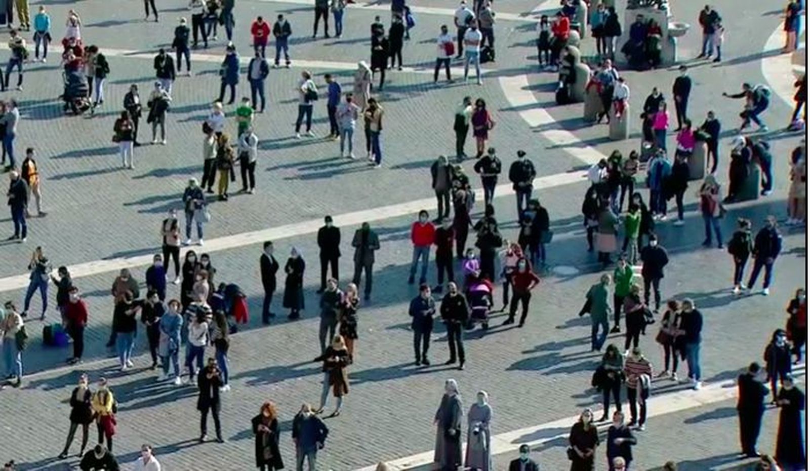 Pocos fieles en San Pedro