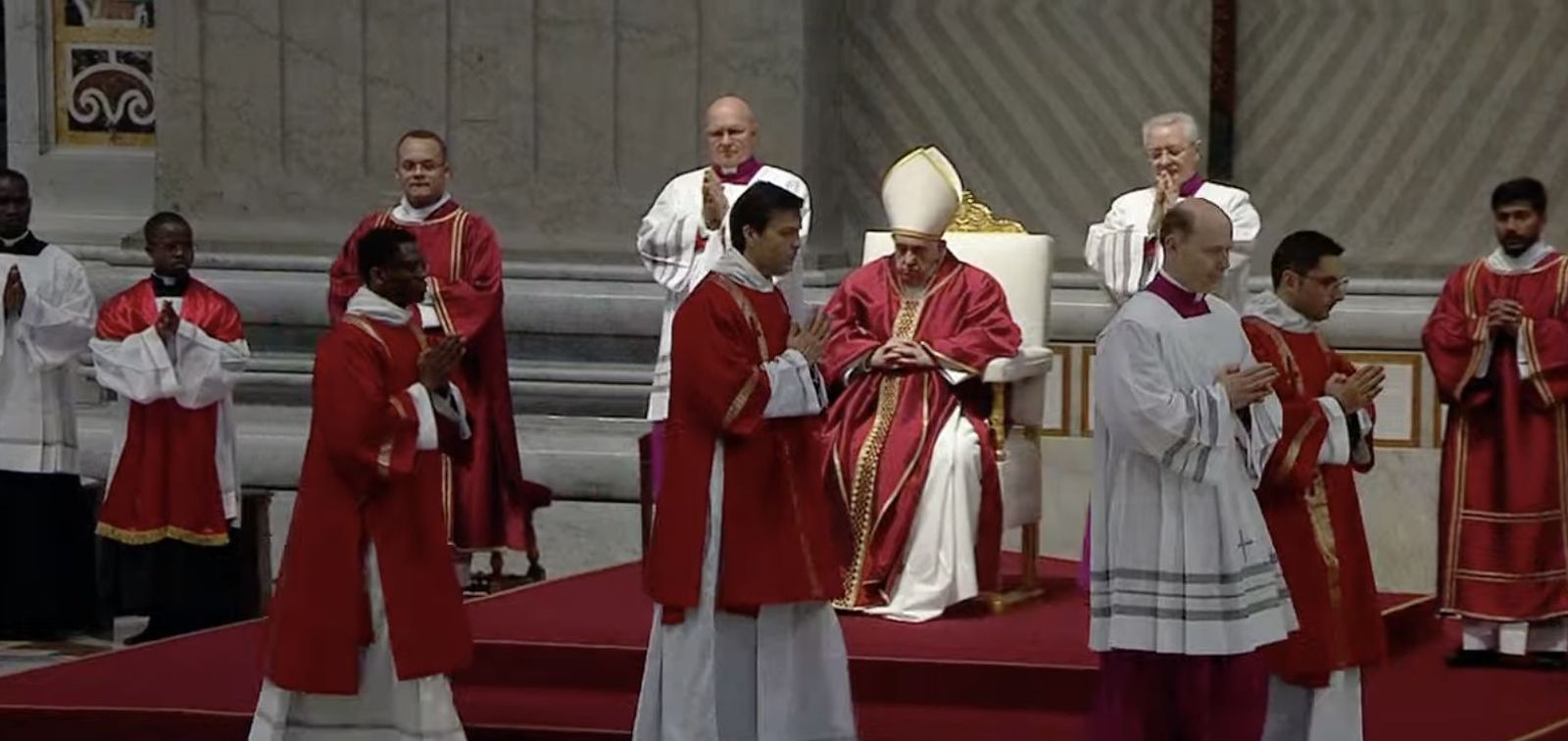 Francisco, durante la liturgia del Viernes Santo
