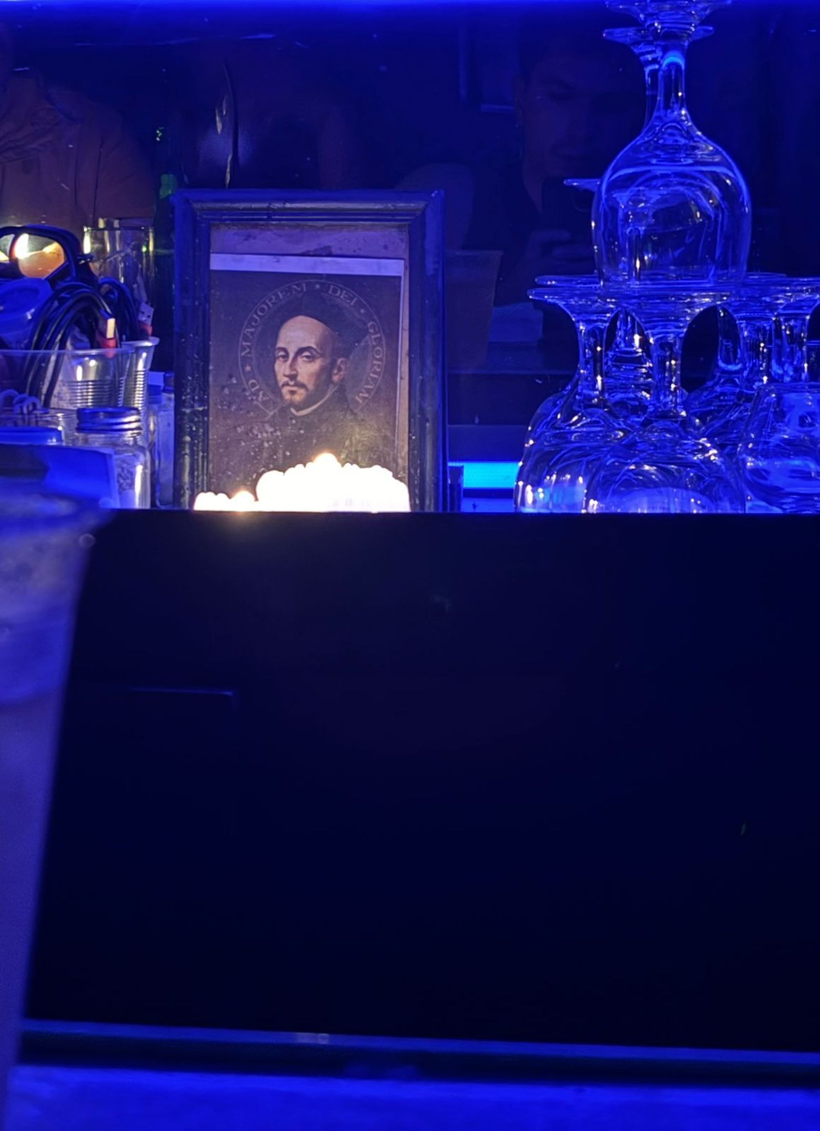 San Ignacio de Loyola en un bar gay de Ciudad de México