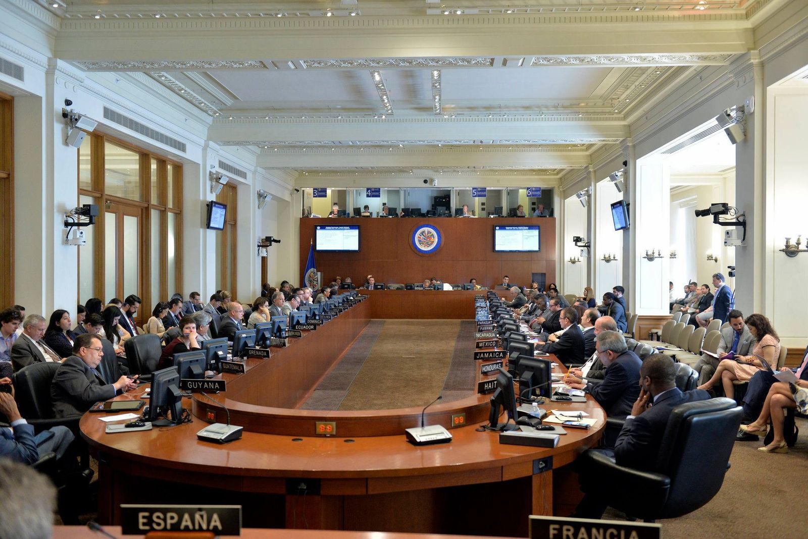 CELAM presenta aportes al manifiesto contra la pobreza y la desigualdad