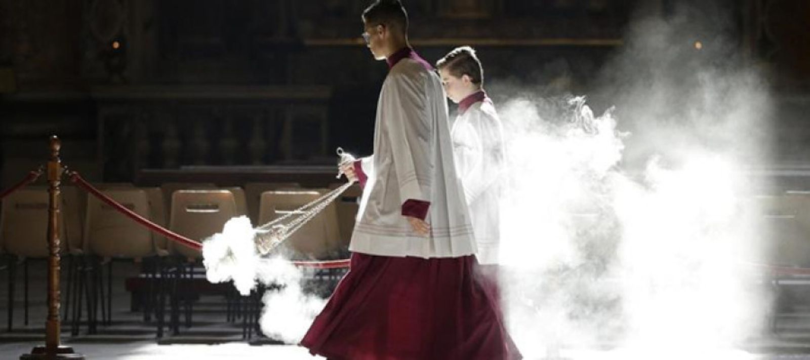 Ex monaguillos acusan a dos sacerdotes del Vaticano de abuso sexual