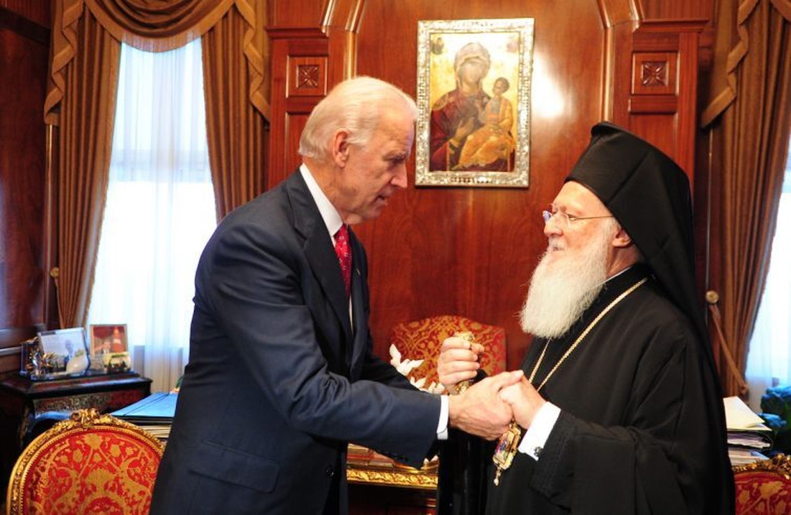 Bartolomé, con Joe Biden