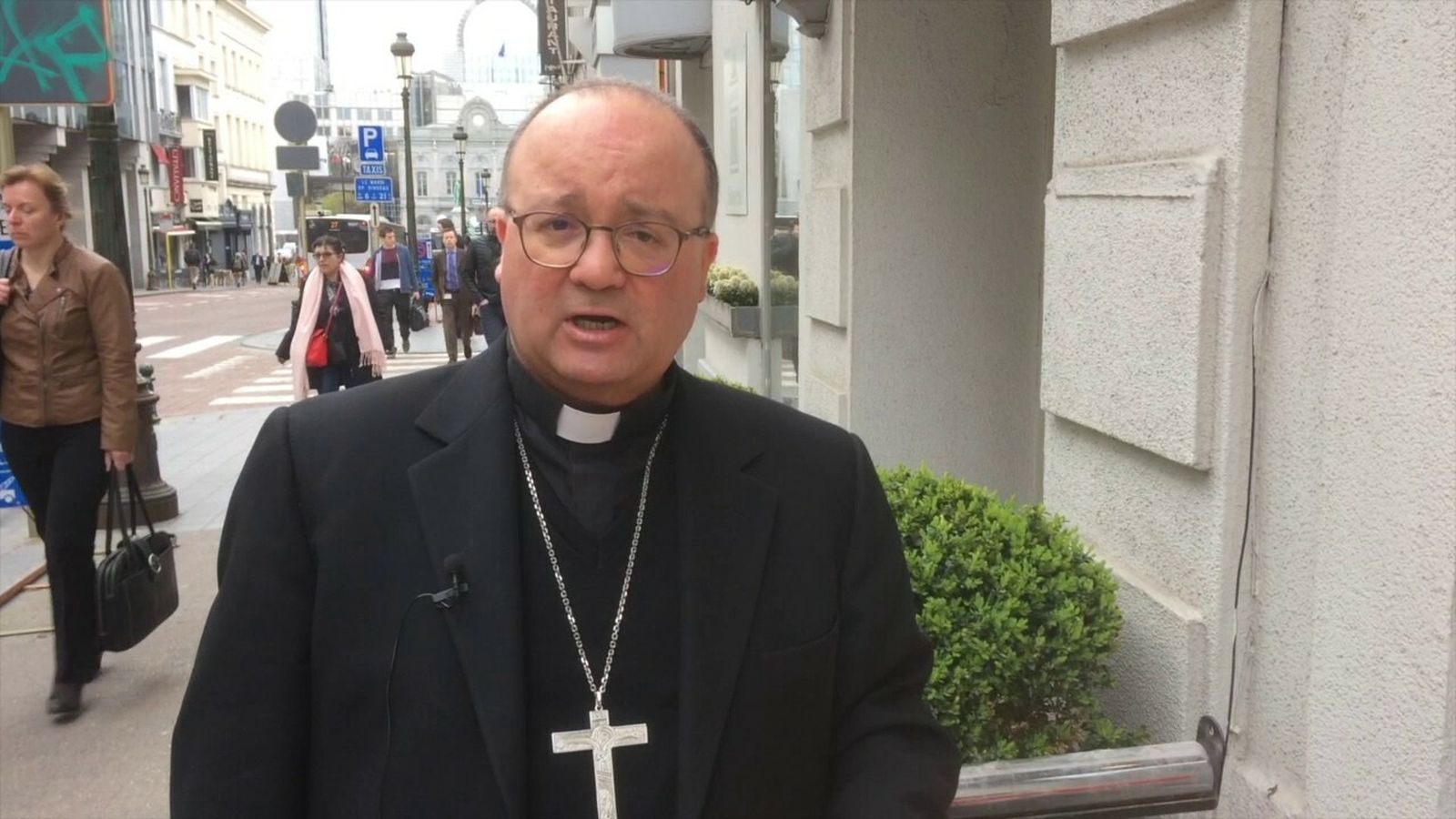 Emergencia por coronavirus pospone misión de Charles Scicluna a México