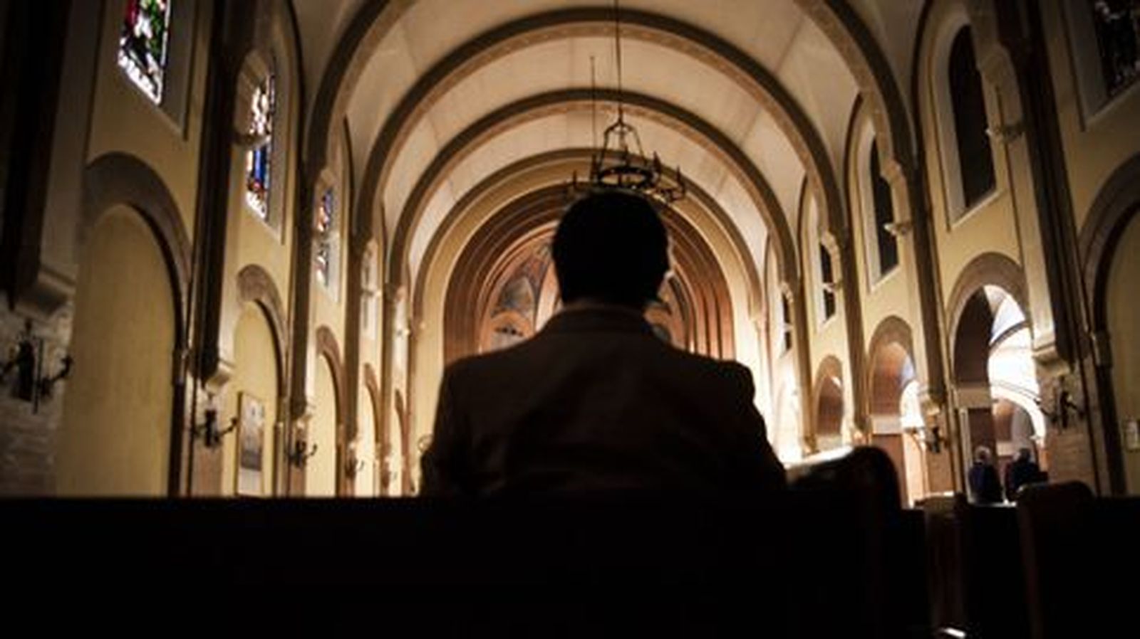 "Con todos los cauces que permite la democracia"