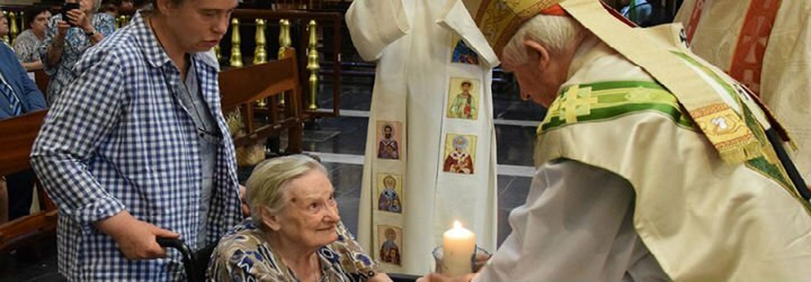 El cardenal de Valencia felicita a los mayores en la festividad de San Joaquín y Santa Ana, abuelos de Jesús