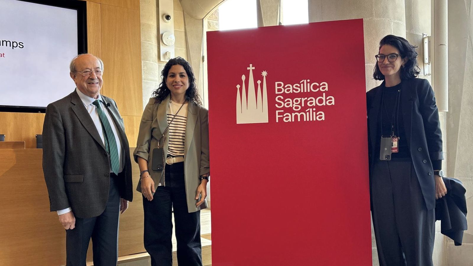 Nuevo logo de la Sagrada Familia