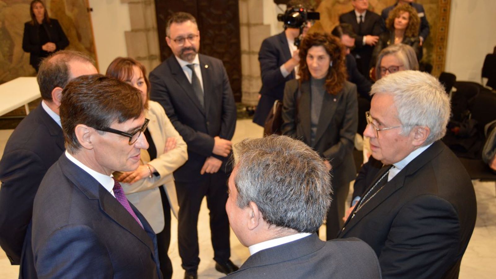 Un momento posterior a la comparecencia.