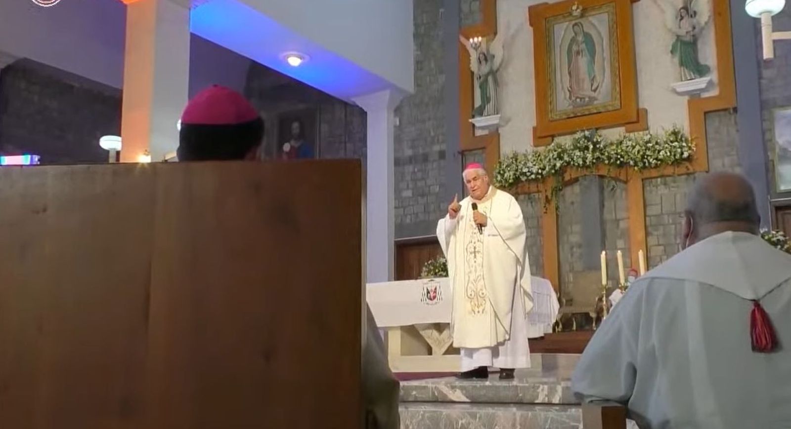 Arzobispo Cabrera. En condiciones especiales.