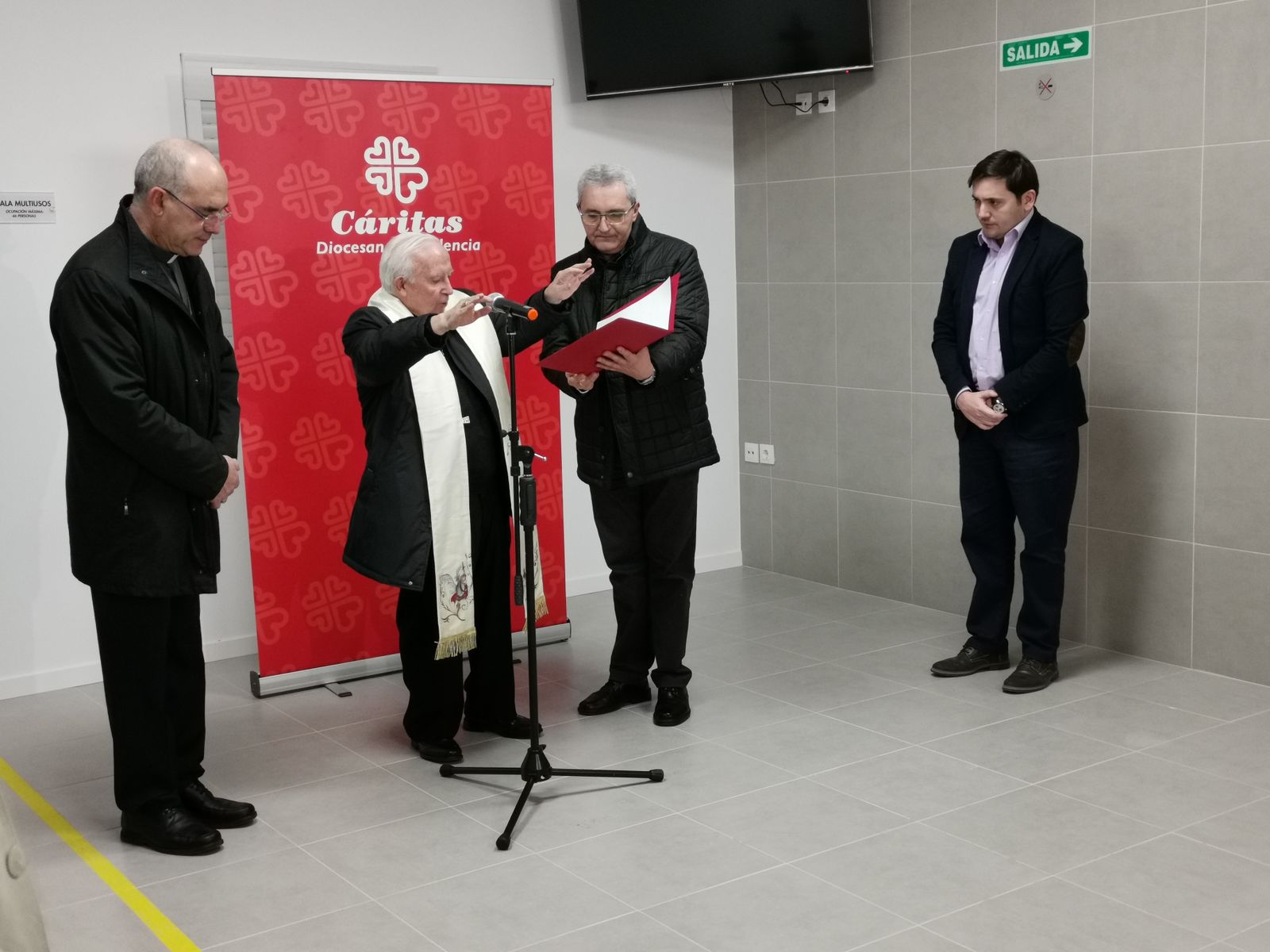 Cañizares inaugura un Centro de Acogida Nocturno para los Sin Techo