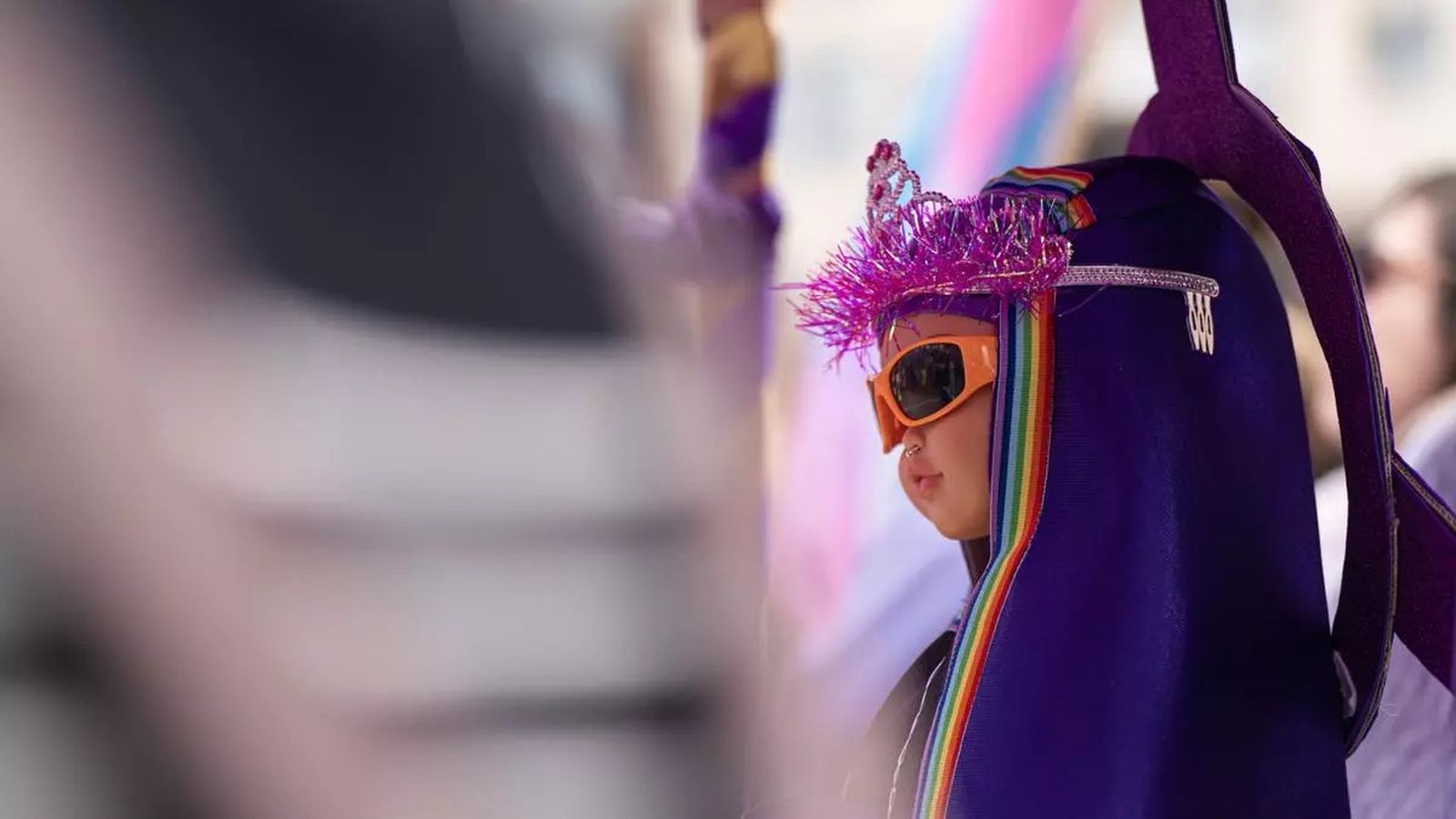 La "Santina de Queervadonga" en la manifestación del 8M de Gijón