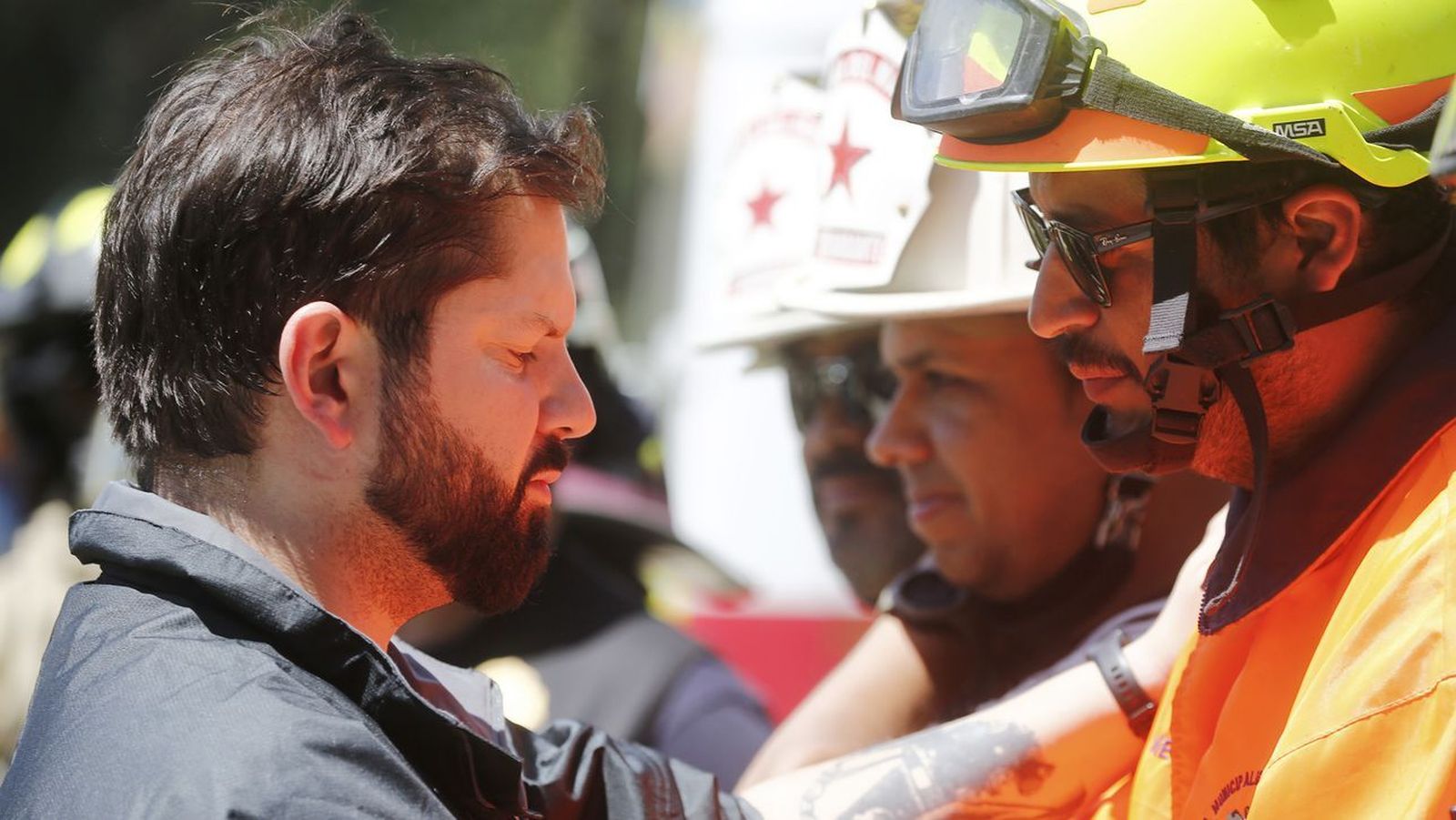Presidente Boric con Bomberos
