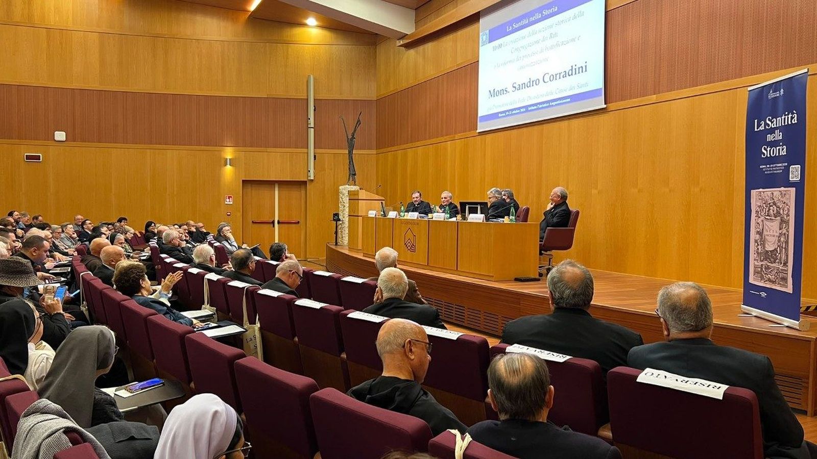 El cardenal Semeraro introduce el congreso de 2026 del Dicasterio para las Causas de los Santos
