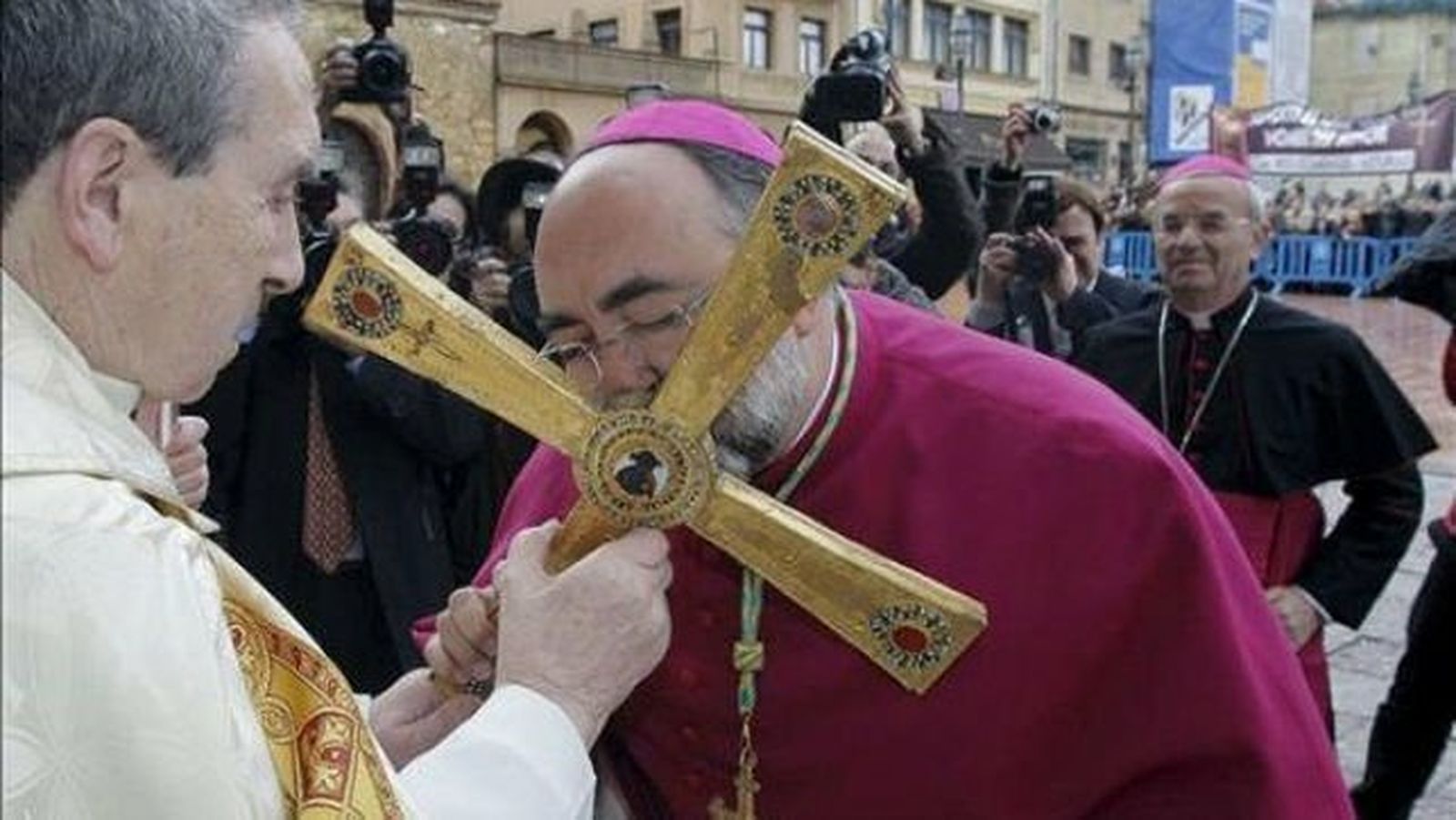 El arzobispo de Oviedo, Jesús Sanz