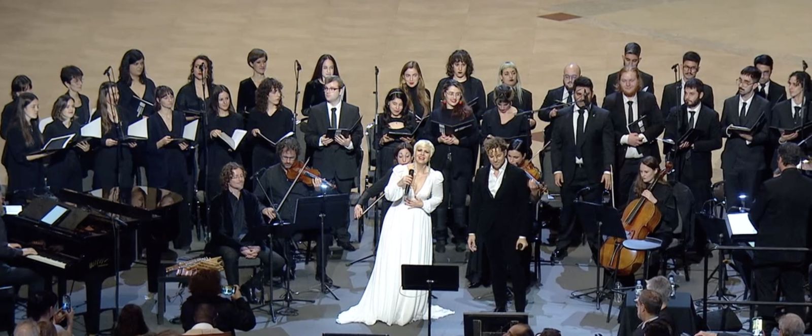 David Bisbal y Pasión Vega, en la Sagrada Familia