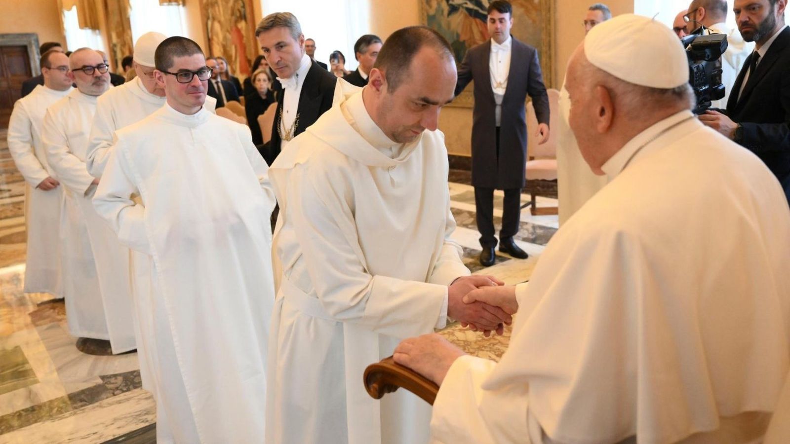 Audiencia del Papa a la comunidad de la Abadía de Montevergine