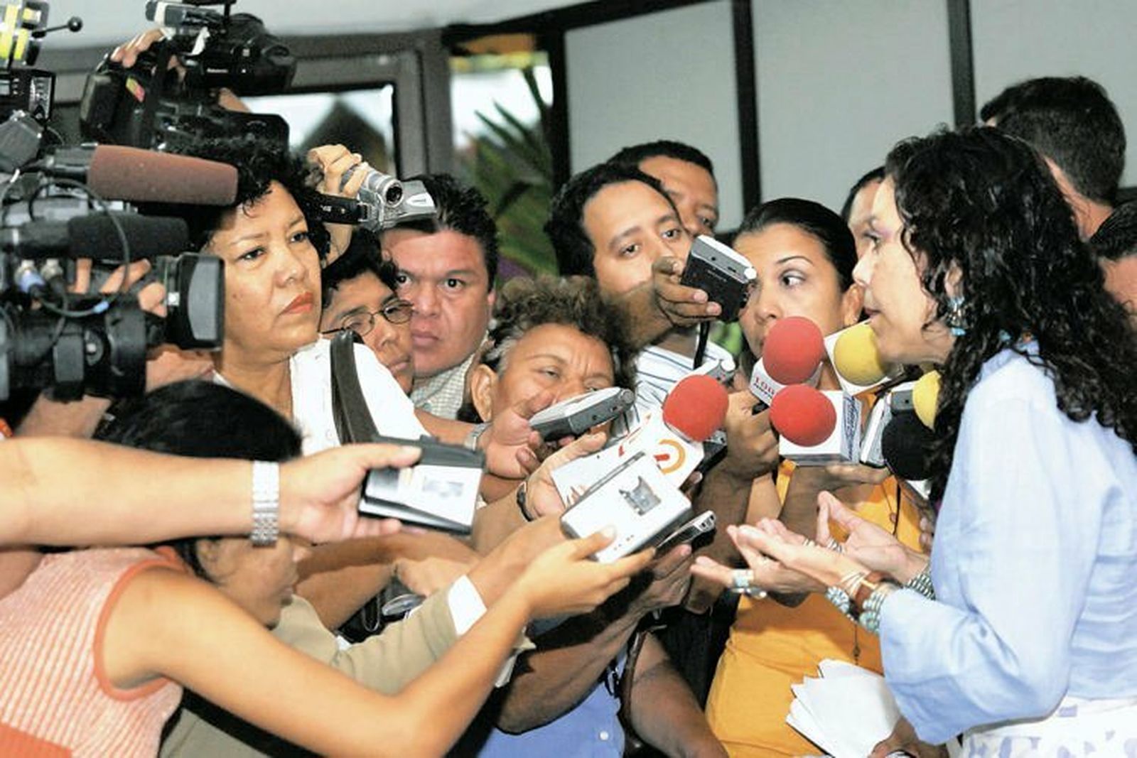 Rosario Murillo explica el plan del gobierno nicaragüense de censurar internet