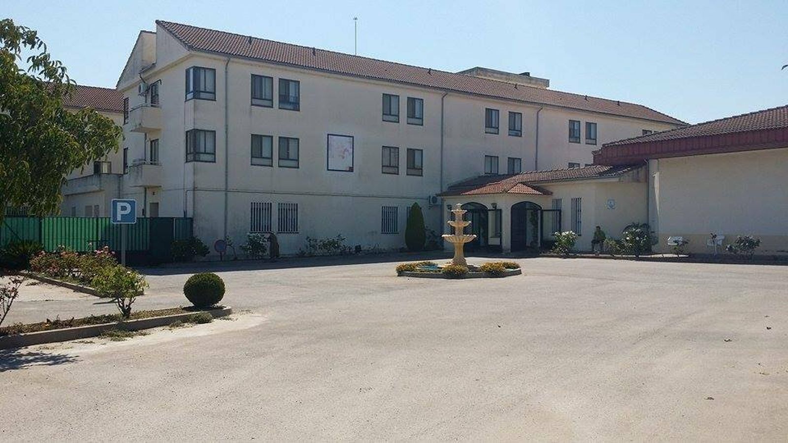 Residencia Porta Coeli en Trujillo