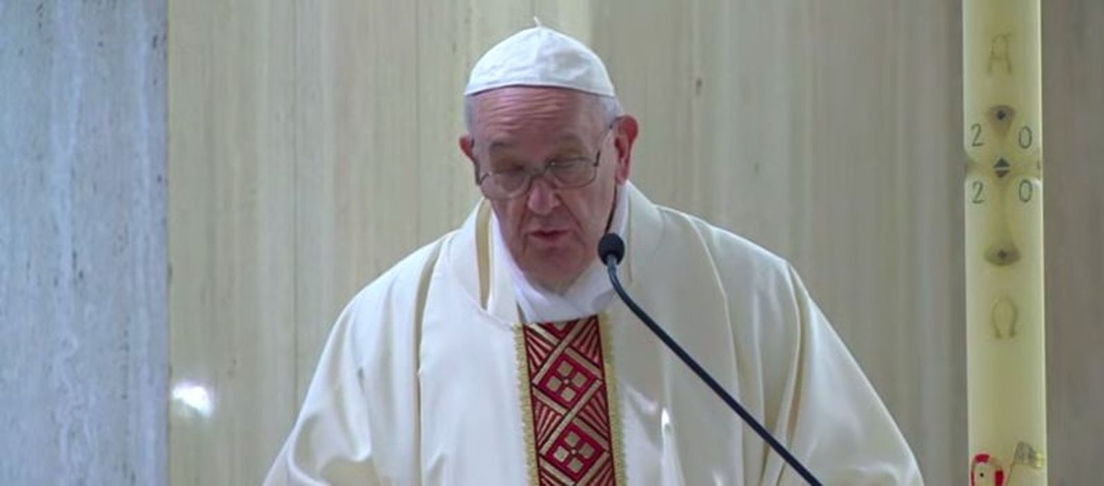 El Papa durante su homilía