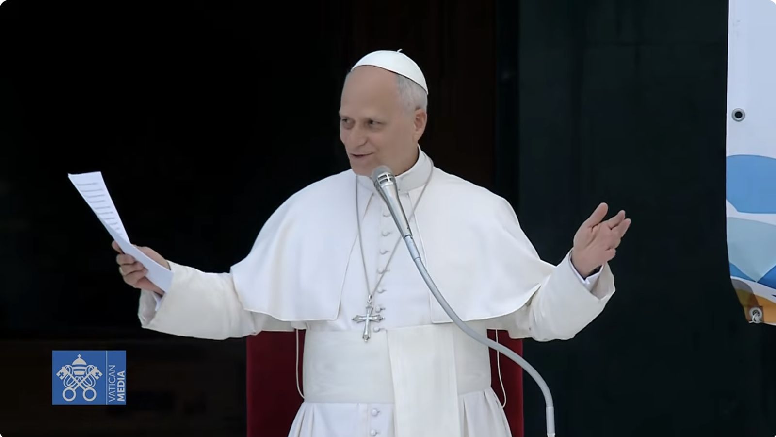 El Papa, en Nápoles, agradece la cálida acogida del pueblo