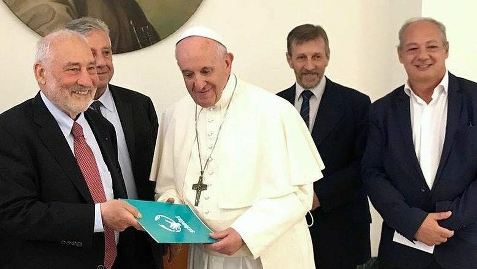 El Papa, con Joseph Stiglitz
