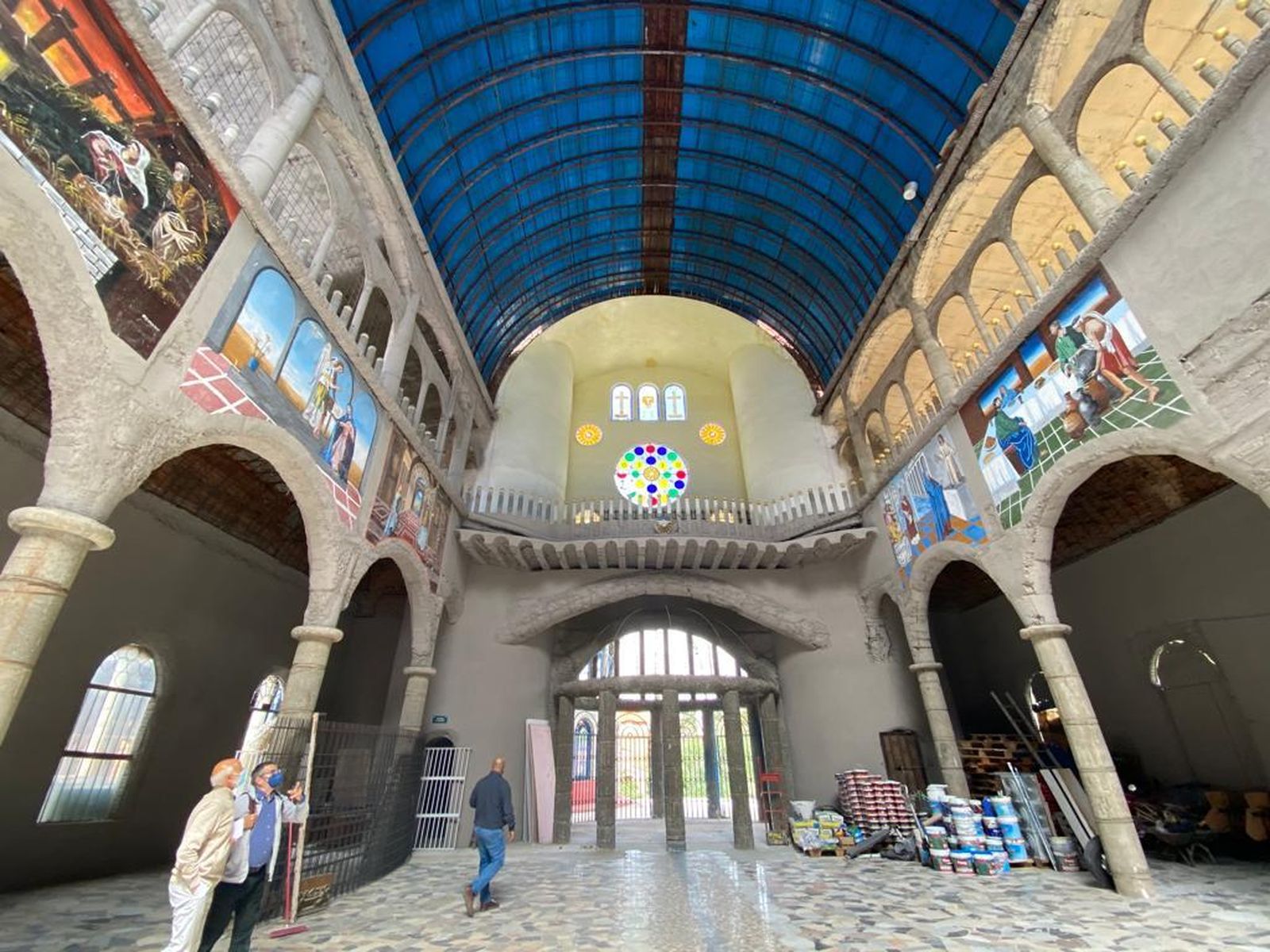 La 'catedral de Justo' estará abierta a todas las religiones, "y no tendrá santos de oro"