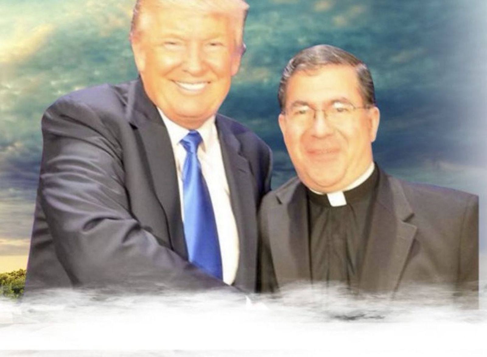 Pavone, en una foto con Trump