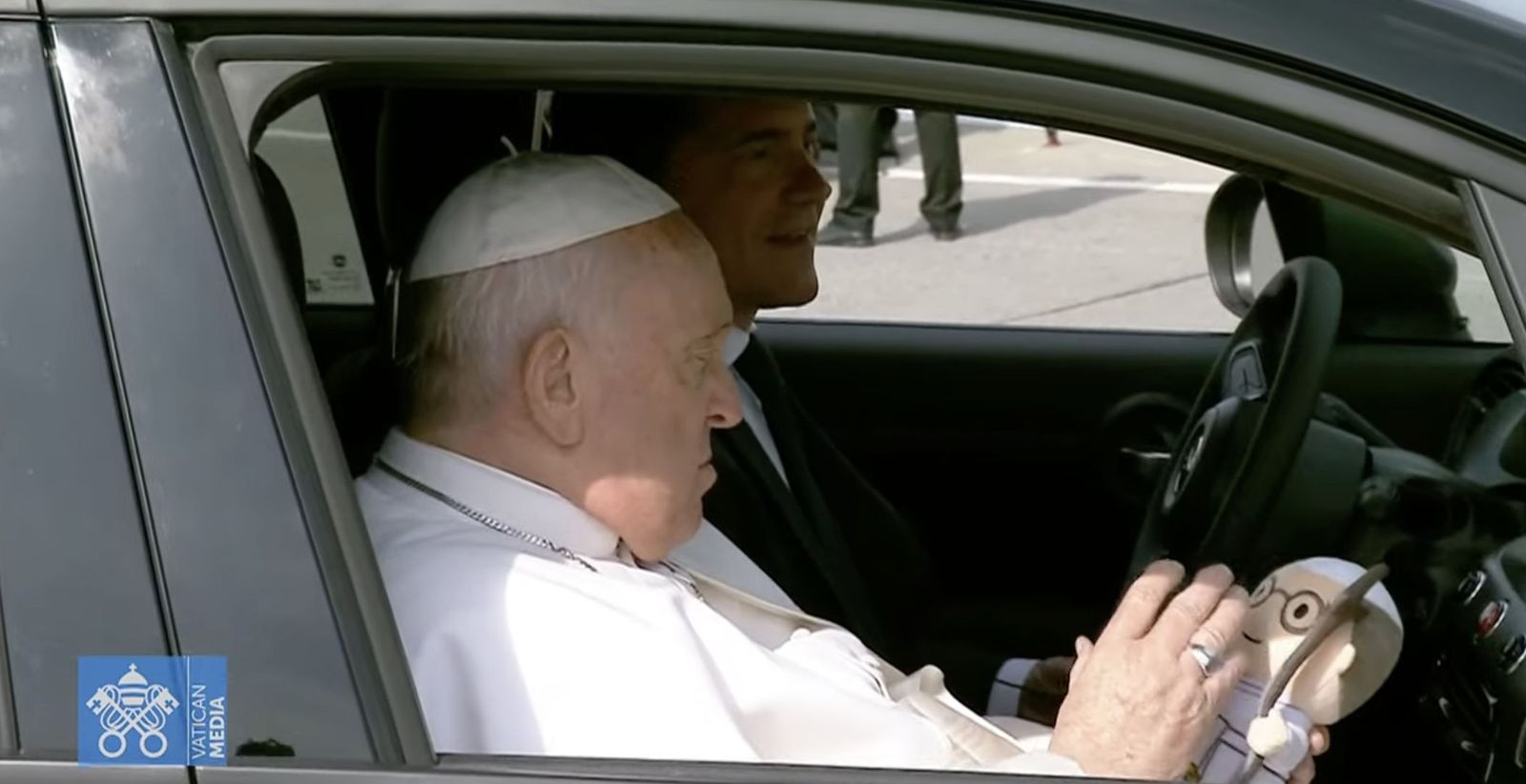 El Papa, con un osito