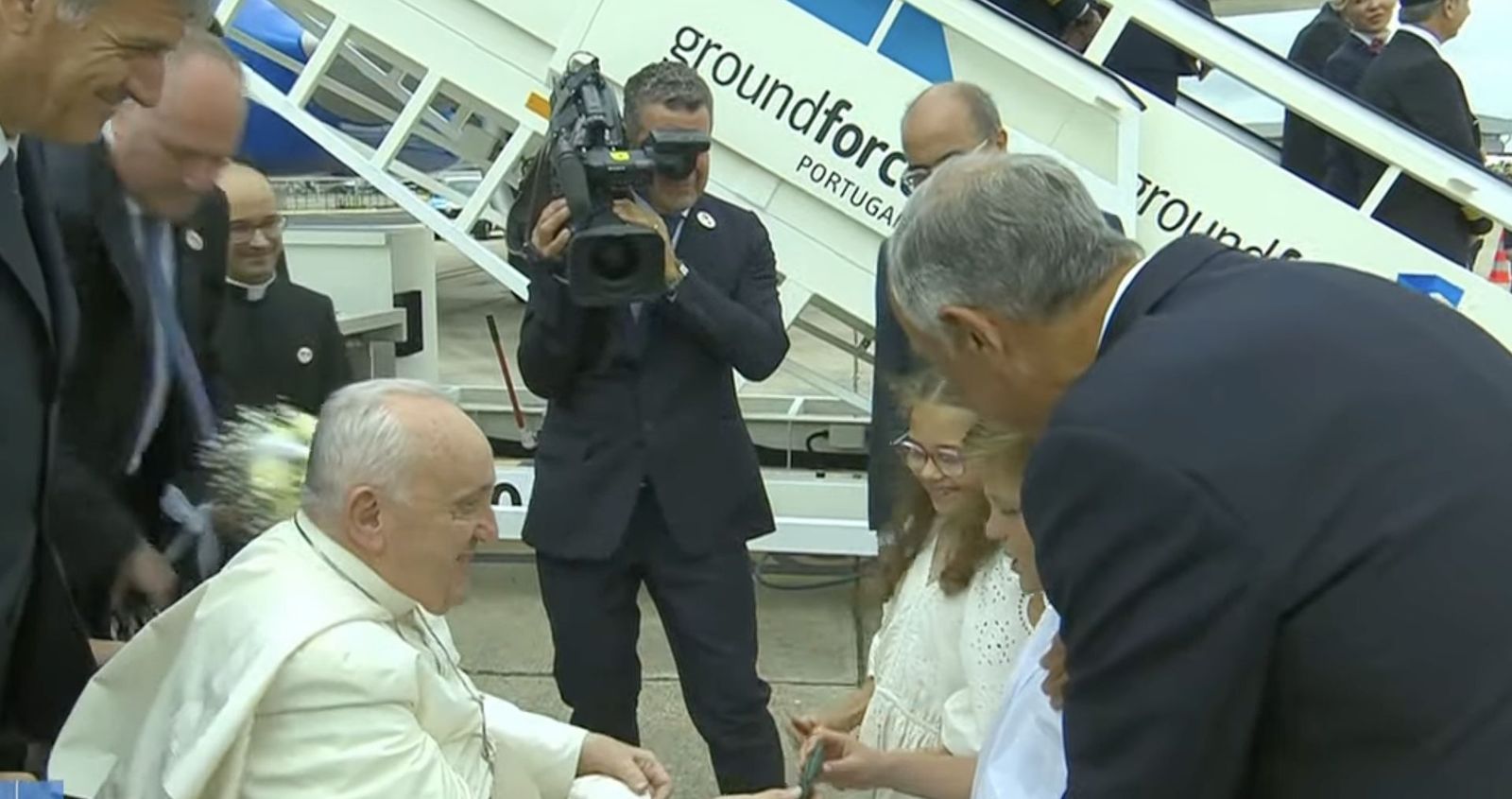 El Papa aterriza en Portugal